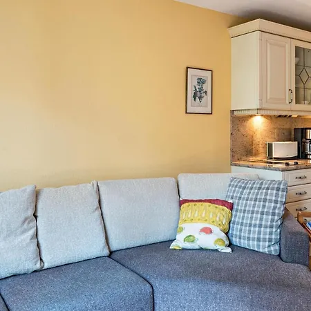 Ferienwohnung Mit Gartenblick