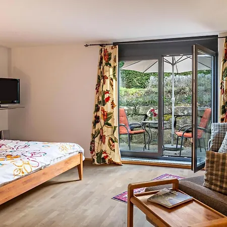Ferienwohnung Mit Gartenblick Uberlingen